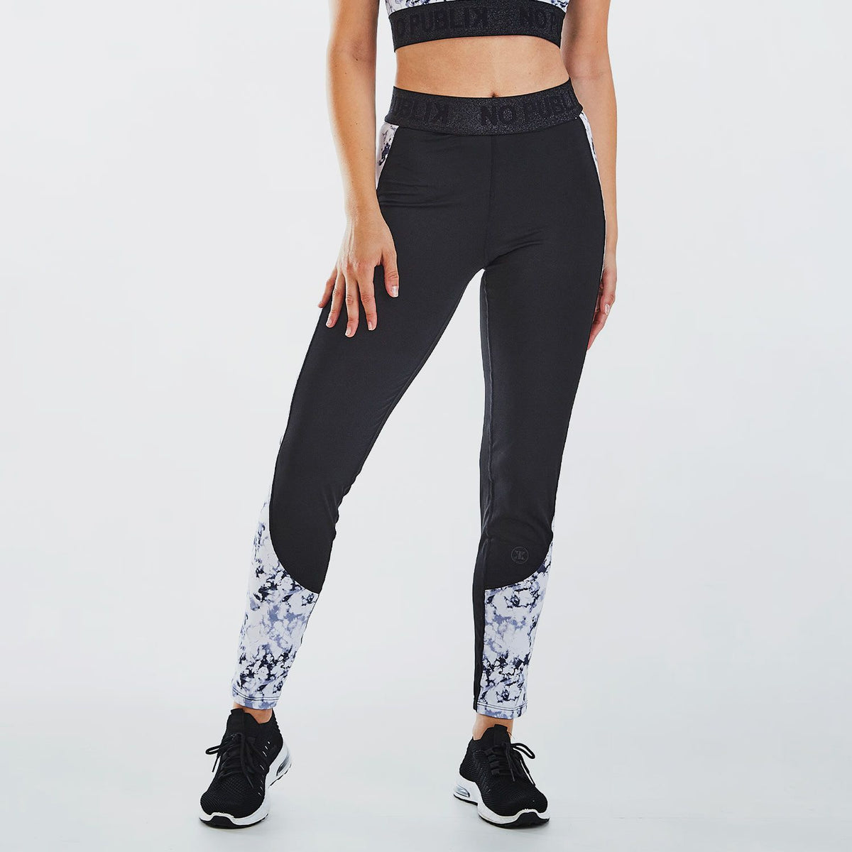 Calza Deportiva Tero Mujer - Negro / 34